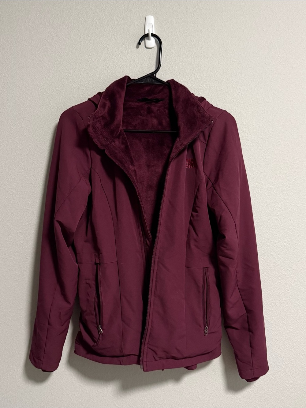 TNF Women's Insulated Hooded Jacket